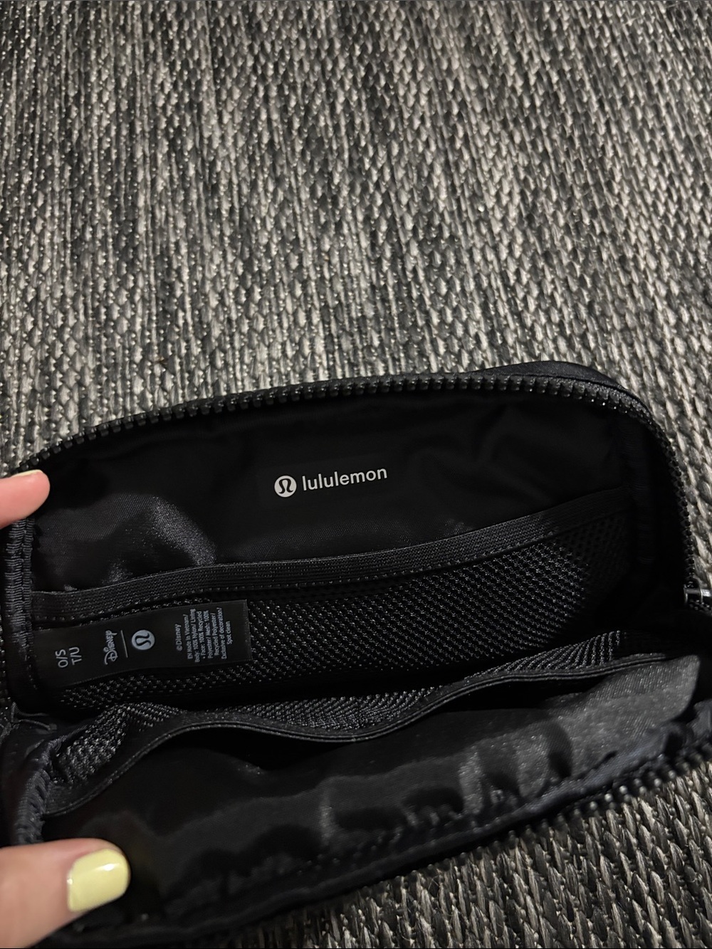 Lululemon Everywhere Belt Bag *Disney - Picture 3 of 4
